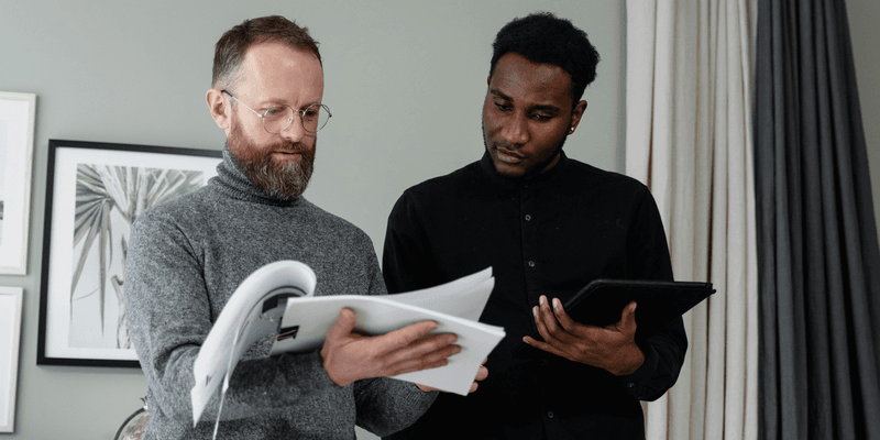 What Does OTE Mean? A Complete Guide to On-Target Earnings in 2025 - Featured image